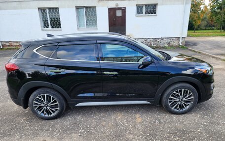 Hyundai Tucson III, 2019 год, 2 350 000 рублей, 2 фотография