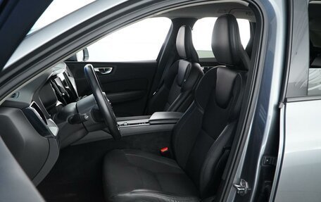 Volvo XC60 II, 2021 год, 3 935 147 рублей, 10 фотография