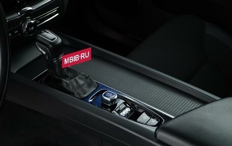 Volvo XC60 II, 2021 год, 3 935 147 рублей, 14 фотография