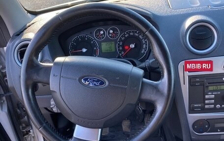 Ford Fusion I, 2010 год, 550 000 рублей, 10 фотография
