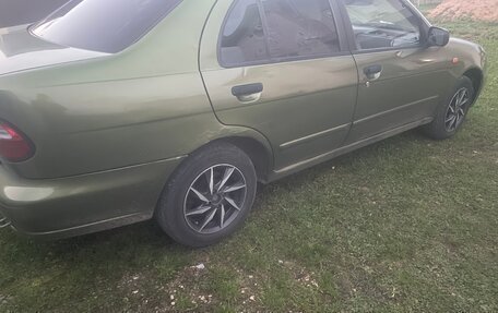 Nissan Almera, 1998 год, 160 000 рублей, 6 фотография