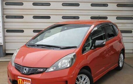 Honda Fit III, 2011 год, 650 000 рублей, 1 фотография