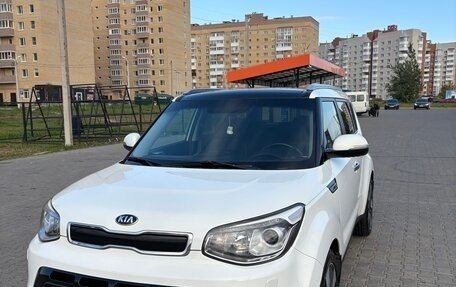 KIA Soul II рестайлинг, 2015 год, 1 200 000 рублей, 1 фотография