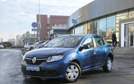 Renault Logan II, 2017 год, 512 000 рублей, 1 фотография