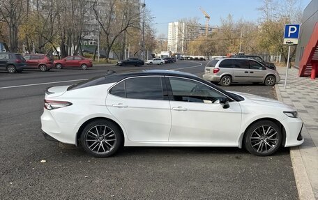 Toyota Camry, 2021 год, 3 150 000 рублей, 1 фотография
