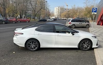 Toyota Camry, 2021 год, 3 150 000 рублей, 1 фотография