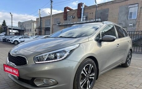 KIA cee'd III, 2013 год, 1 090 000 рублей, 31 фотография