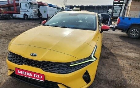 KIA K5, 2021 год, 1 380 000 рублей, 1 фотография