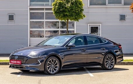 Hyundai Sonata VIII, 2019 год, 2 295 000 рублей, 1 фотография