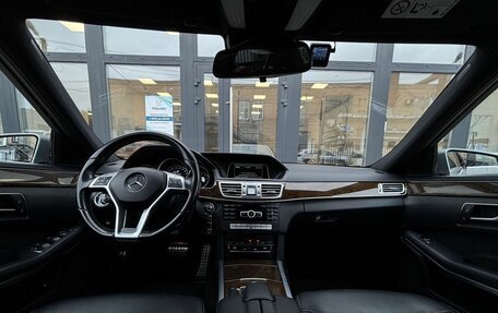 Mercedes-Benz E-Класс, 2014 год, 2 100 000 рублей, 30 фотография