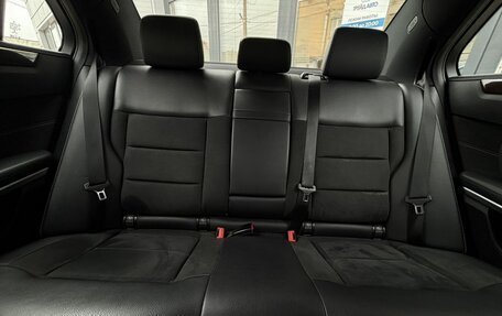 Mercedes-Benz E-Класс, 2014 год, 2 100 000 рублей, 31 фотография