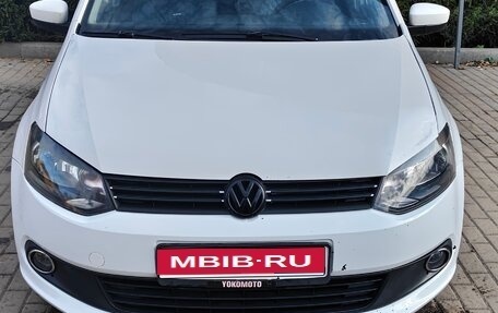 Volkswagen Polo VI (EU Market), 2012 год, 470 000 рублей, 1 фотография