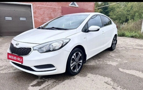 KIA Cerato III, 2013 год, 850 000 рублей, 5 фотография