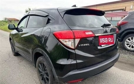 Honda Vezel, 2019 год, 1 290 000 рублей, 4 фотография