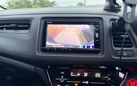 Honda Vezel, 2019 год, 1 290 000 рублей, 10 фотография