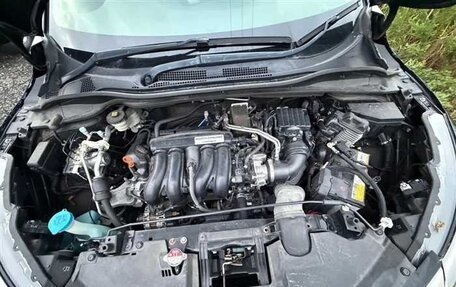 Honda Vezel, 2019 год, 1 290 000 рублей, 11 фотография