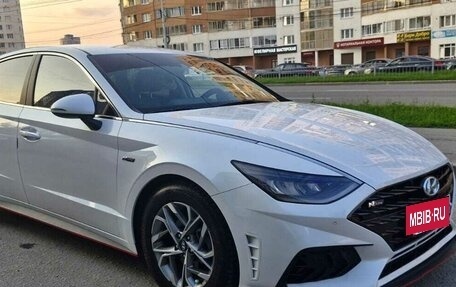 Hyundai Sonata VIII, 2019 год, 1 700 000 рублей, 7 фотография