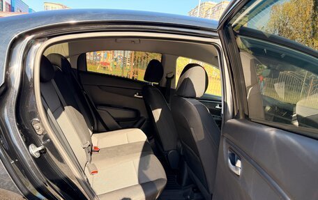 KIA Rio IV, 2018 год, 1 550 000 рублей, 16 фотография