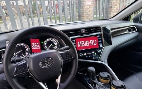 Toyota Camry, 2019 год, 2 100 000 рублей, 25 фотография