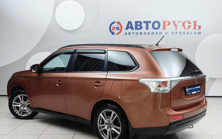 Mitsubishi Outlander III рестайлинг 3, 2012 год, 999 000 рублей, 2 фотография