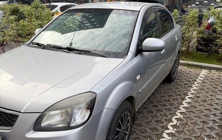 KIA Rio II, 2010 год, 600 000 рублей, 2 фотография