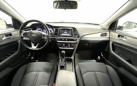Hyundai Sonata VII, 2018 год, 1 775 000 рублей, 14 фотография