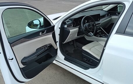 KIA K5, 2021 год, 2 250 000 рублей, 9 фотография