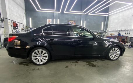 BMW 5 серия, 2007 год, 1 050 000 рублей, 7 фотография