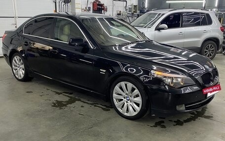 BMW 5 серия, 2007 год, 1 050 000 рублей, 8 фотография