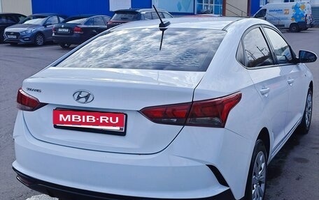 Hyundai Solaris II рестайлинг, 2021 год, 1 450 000 рублей, 5 фотография