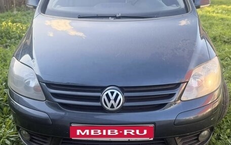 Volkswagen Golf Plus I, 2008 год, 725 000 рублей, 2 фотография
