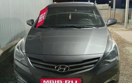 Hyundai Solaris II рестайлинг, 2014 год, 900 000 рублей, 4 фотография