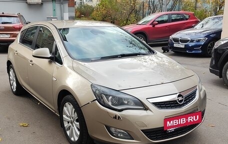 Opel Astra J, 2012 год, 600 000 рублей, 6 фотография
