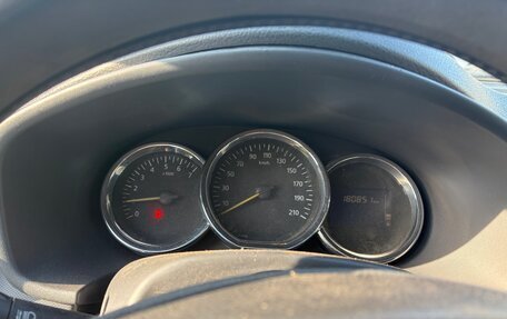 Renault Logan II, 2014 год, 340 000 рублей, 9 фотография