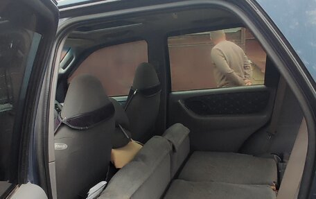 Ford Escape II, 2001 год, 580 000 рублей, 11 фотография