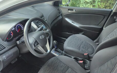 Hyundai Solaris II рестайлинг, 2016 год, 1 195 000 рублей, 2 фотография