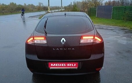Renault Laguna III рестайлинг, 2009 год, 560 000 рублей, 3 фотография
