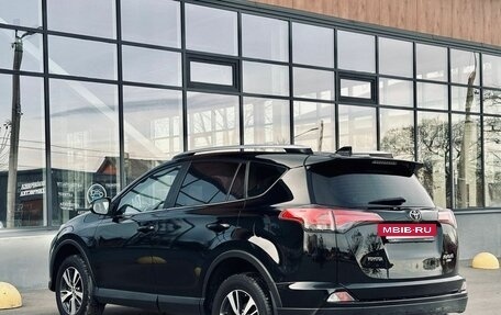 Toyota RAV4, 2017 год, 1 999 000 рублей, 7 фотография