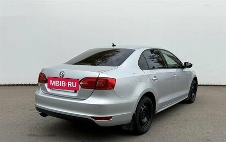 Volkswagen Jetta VII, 2013 год, 860 000 рублей, 5 фотография