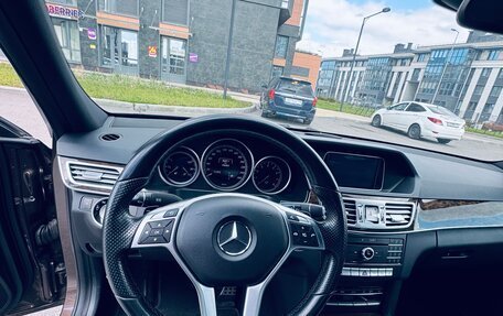 Mercedes-Benz E-Класс, 2015 год, 1 750 000 рублей, 10 фотография