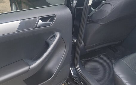 Volkswagen Jetta VII, 2016 год, 1 100 000 рублей, 7 фотография