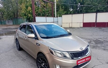 KIA Rio III рестайлинг, 2013 год, 810 000 рублей, 2 фотография