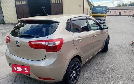 KIA Rio III рестайлинг, 2013 год, 810 000 рублей, 5 фотография
