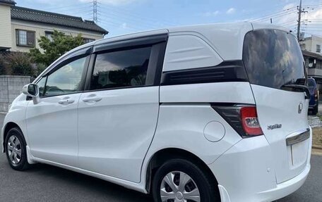 Honda Freed I, 2014 год, 840 000 рублей, 7 фотография