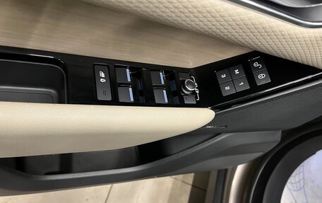 Land Rover Range Rover Velar I, 2017 год, 4 500 000 рублей, 8 фотография