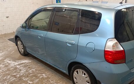 Honda Fit III, 2006 год, 345 000 рублей, 3 фотография