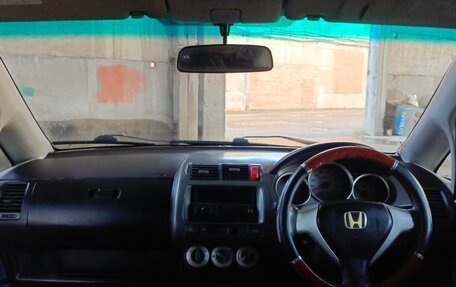 Honda Fit III, 2006 год, 345 000 рублей, 10 фотография