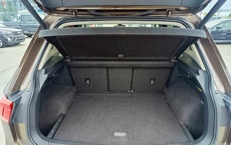 Volkswagen Tiguan II, 2020 год, 2 419 995 рублей, 13 фотография