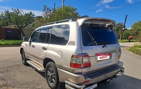 Toyota Land Cruiser 100 рестайлинг 2, 2005 год, 2 500 000 рублей, 8 фотография