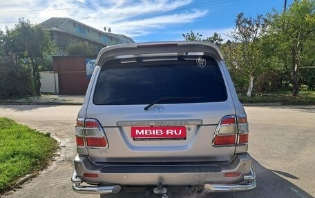 Toyota Land Cruiser 100 рестайлинг 2, 2005 год, 2 500 000 рублей, 7 фотография